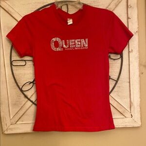 Queen plus Paul Rogers women’s concert tee.